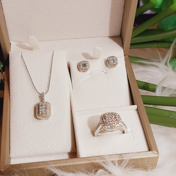 Diamond set - Picture 3 of 10